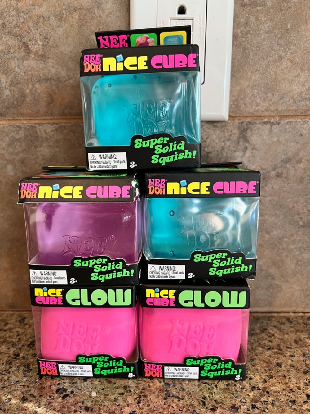 Nice Cube Super Solid Squish Assorted Colors